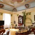 Apartmán Luxusní S Empírovými Freskami V Centru čáslavi Čáslav