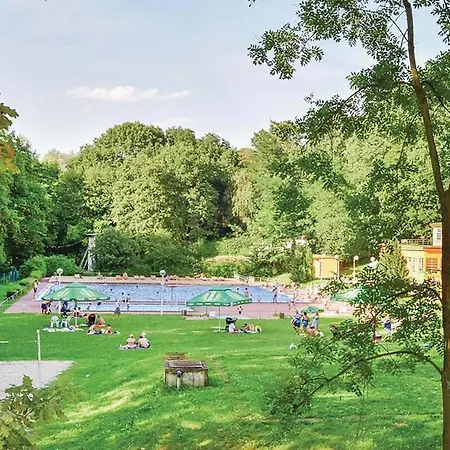 Luxusni S Empirovymi Freskami V Centru Caslavi Čáslav