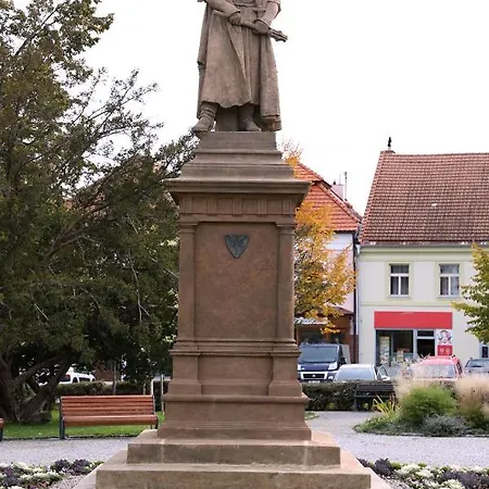 Lejlighed Luxusni S Empirovymi Freskami V Centru Caslavi *