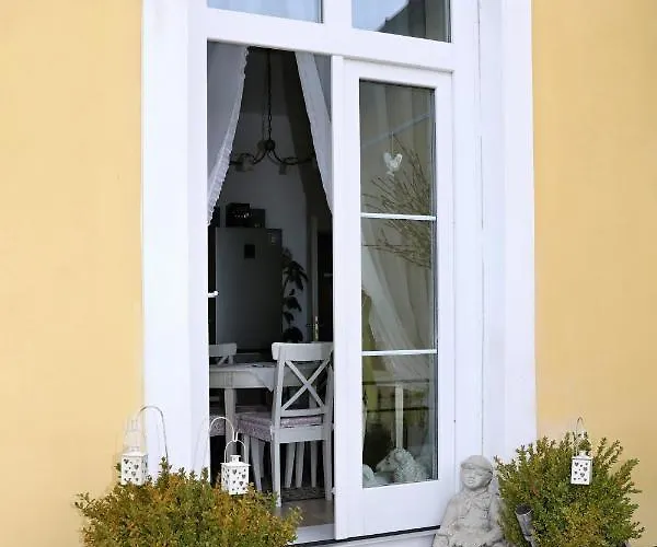 Luxusni S Empirovymi Freskami V Centru Caslavi Apartment *